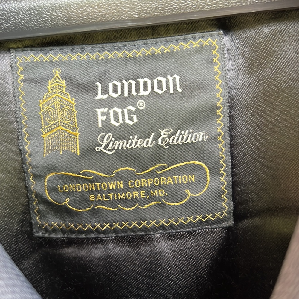 London Fog Black "Limited Edition" overcoat Size 40 - Picture 3 of 10